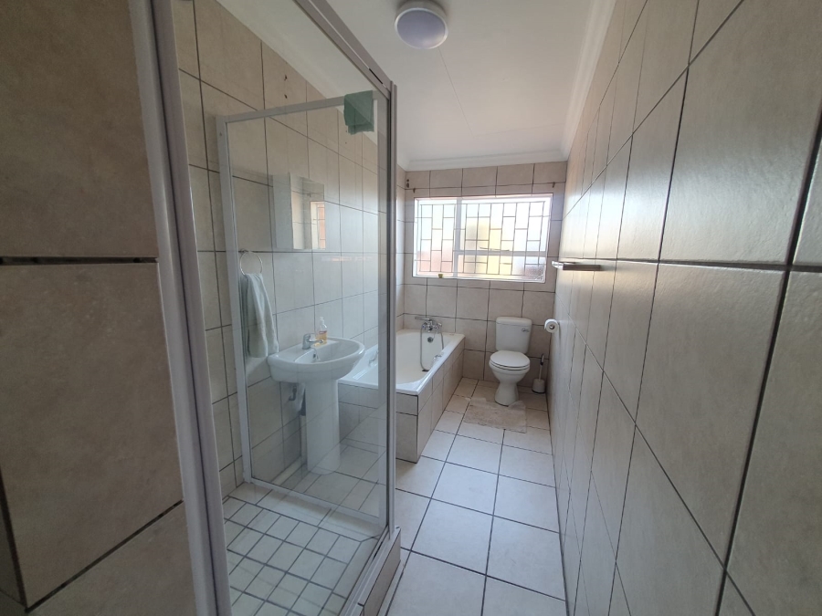 2 Bedroom Property for Sale in Riebeeckstad Free State